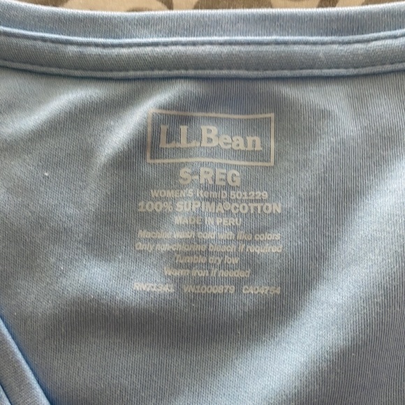 LL Bean Pima Cotton Shaped V-neck tshirt - Picture 2 of 6